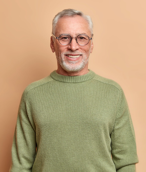 instructor Louis Sullivan